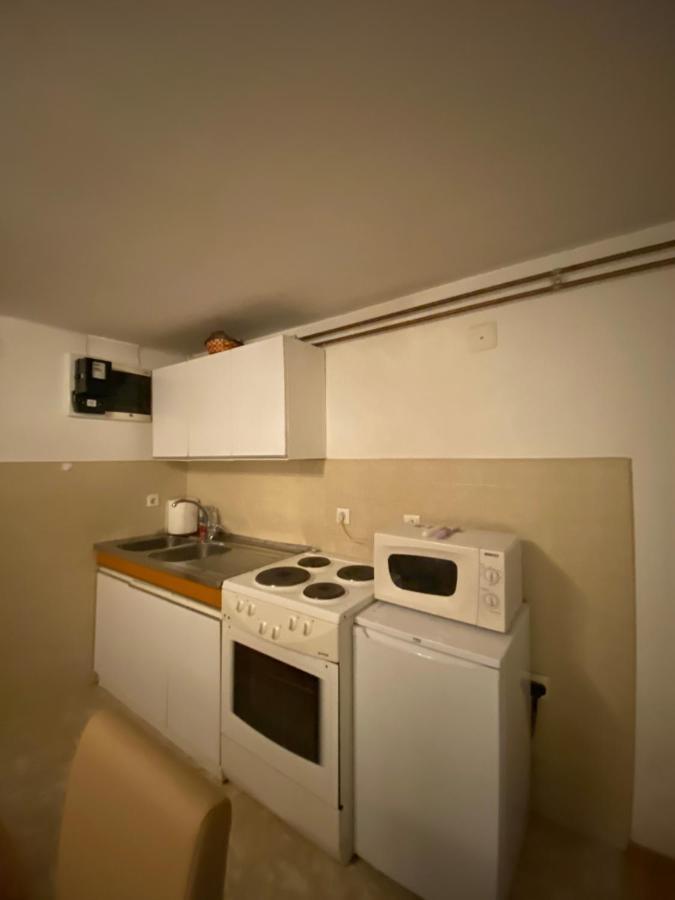 Apartman Benjamin Appartement Tuzla Buitenkant foto